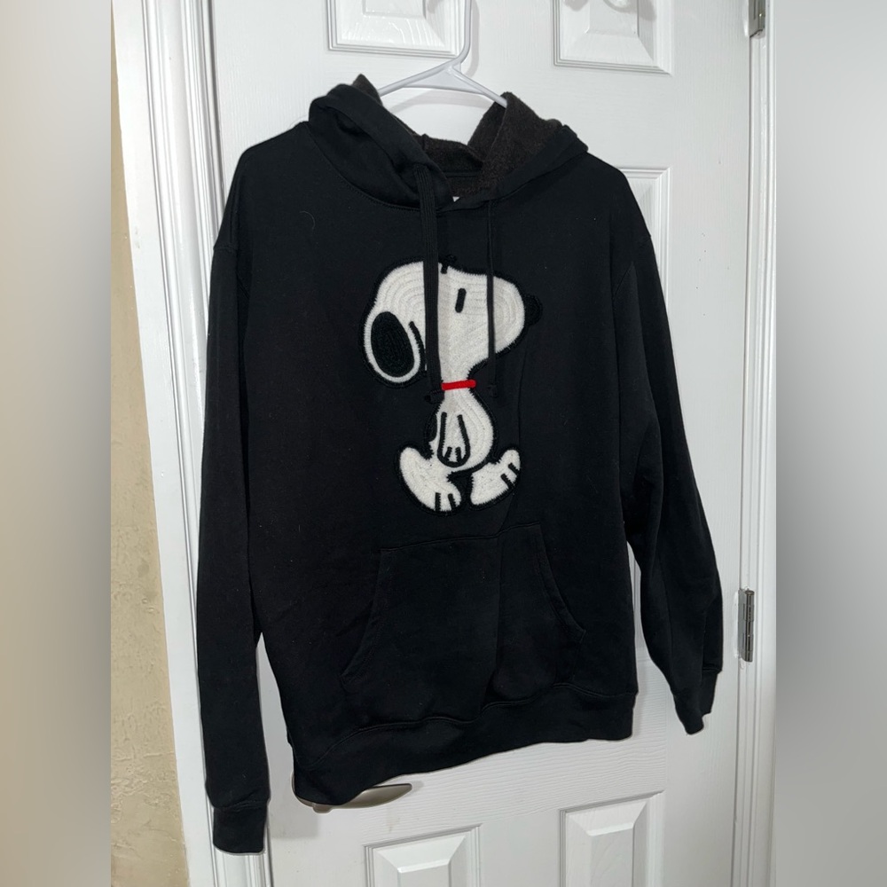 Peanuts Black Snoopy Hoodie Sweater